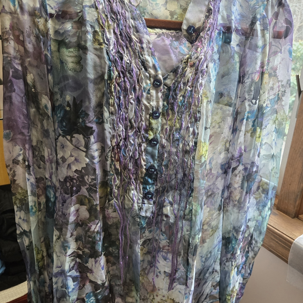 Floral Sheer Button-Front Women's Top in Lavender and Multi Made In Italy